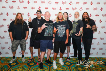 Photo with Lamb of God