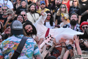 Jesus crowdsurfing