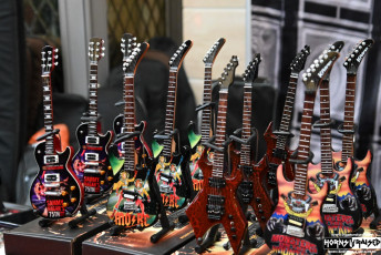 Mini guitars