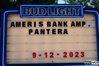 Pantera venue sign